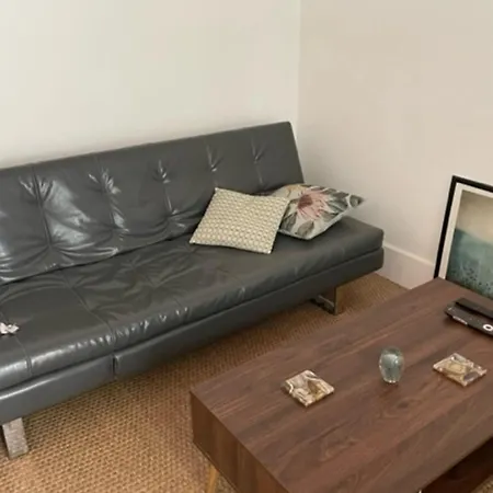 Charming Nest Of 45 M With Balcony Appartamento